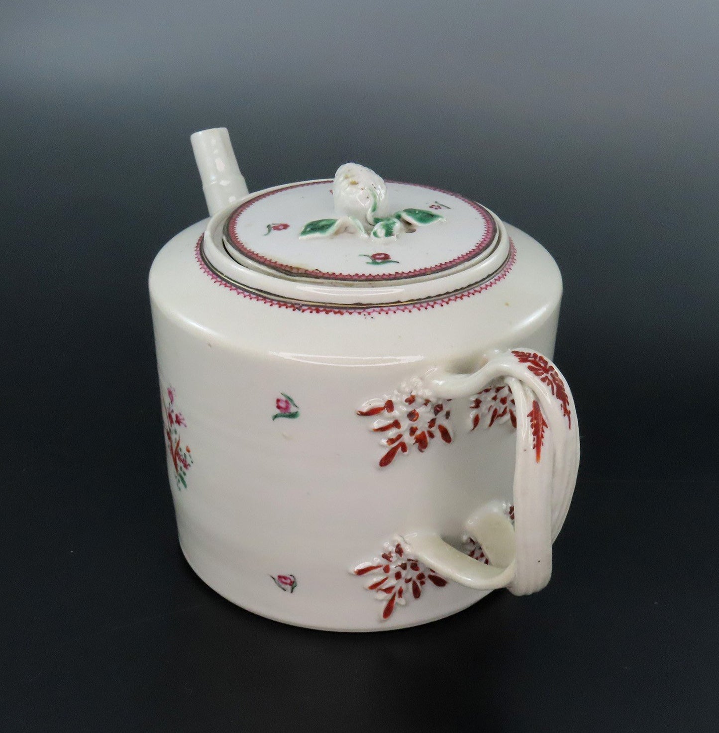 Lovely Chinese Export Porcelain Tea Pot Hand Painted Delicate Flowers c1800