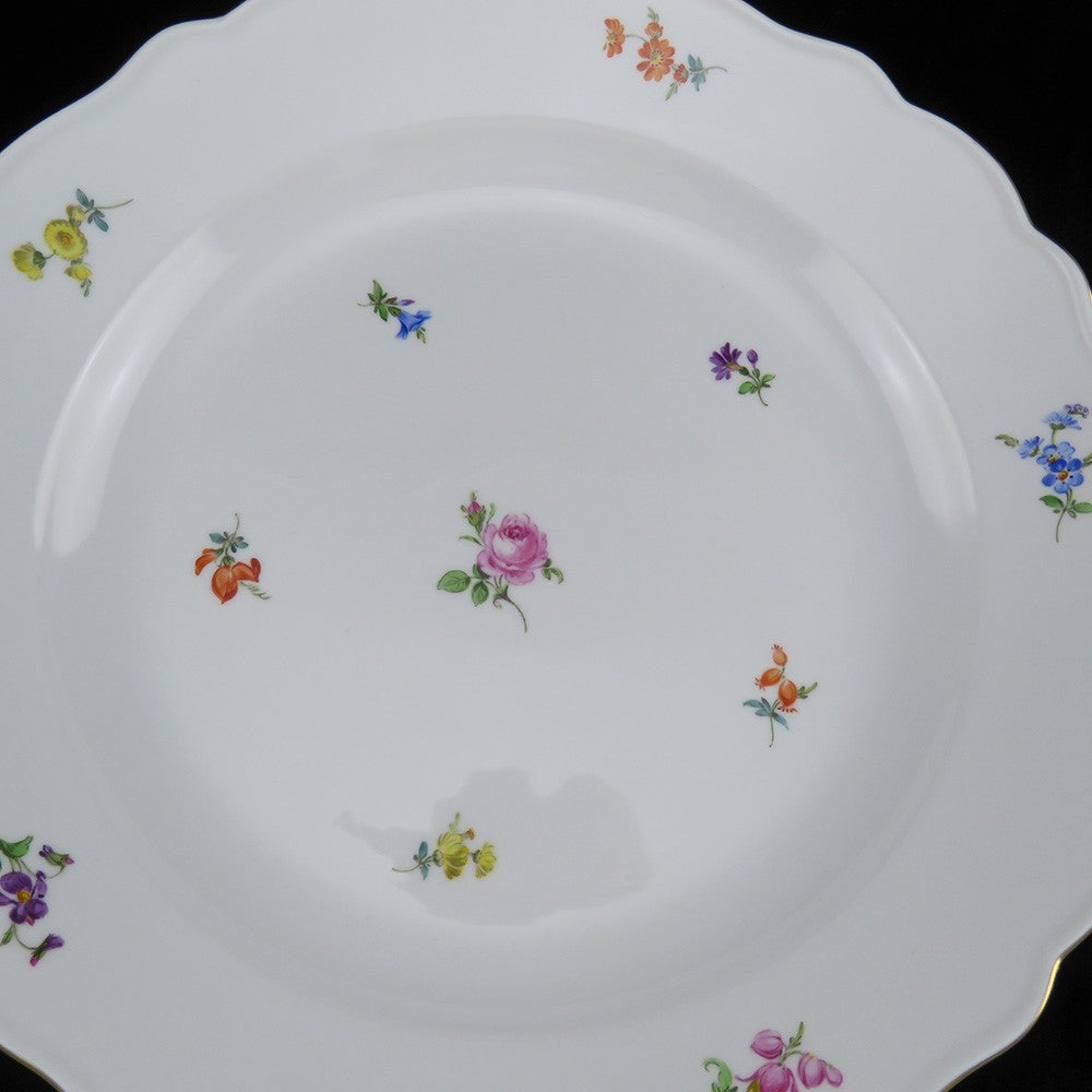 Large Perfect Meissen Scattered Flowers Round Serving Bowl 14" Diameter