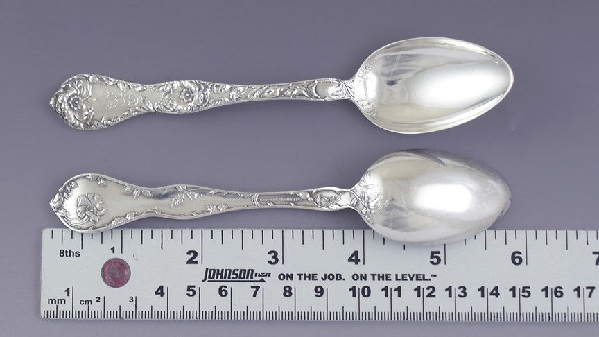 Lovely set 7 Reed & Barton Sterling Silver Les Cinq Fleurs Teaspoons