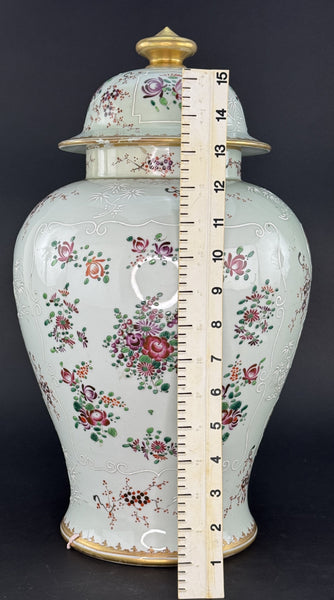 Impressive Early 1900s French Samson Pink White Lidded Urn Vase Large Size
