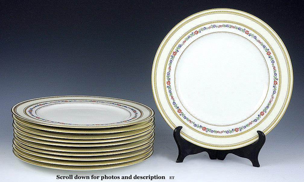 11 George Jones English Porcelain Gilt Flower Dinner Plates