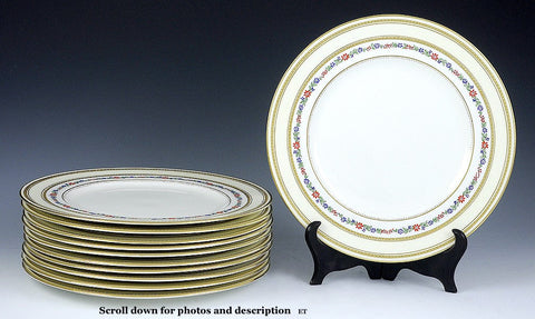 11 George Jones English Porcelain Gilt Flower Dinner Plates