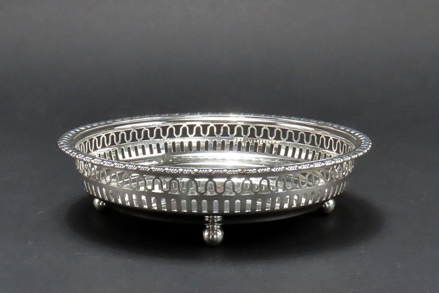 Fine 1890 Gorham Sterling Silver Reticulated Candy Nut Dish Bowl w Ball Feet