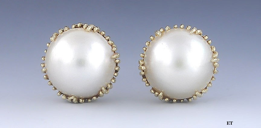 Stunning Pair 14k Yellow Gold and Mabe Pearl Earrings Omega Back
