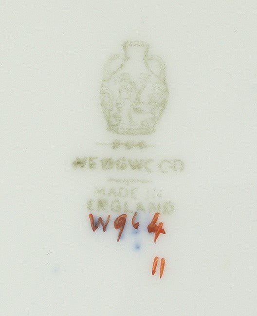 12 Wedgwood Porcelain Covent Garden Fruit Dinner Plates