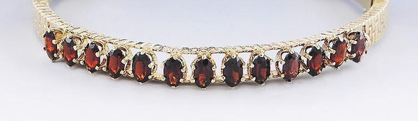 Lovely Vintage 14k Gold & Garnet Hinged Bangle Bracelet