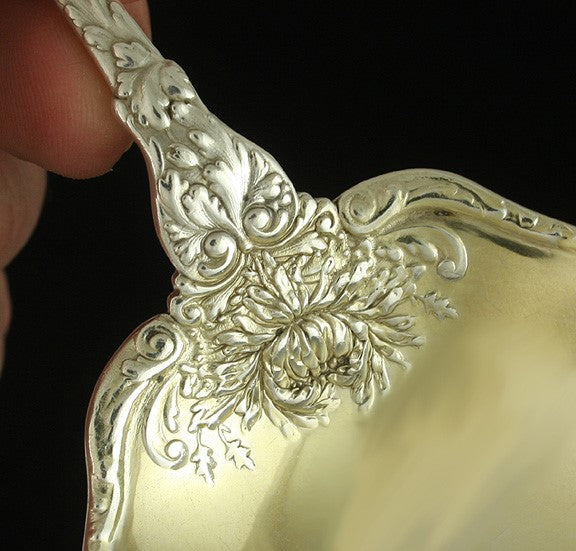 Gorham Imperial Chrysanthemum 1894 Sterling Silver Berry Casserole Serving Spoon
