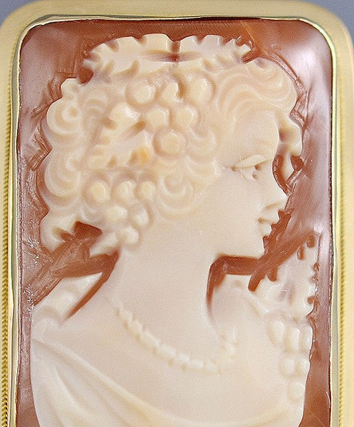 Very Fine Quality Italian 18k Gold Hand Carved Cameo Brooch Pin Pendant