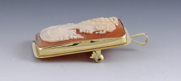 Very Fine Quality Italian 18k Gold Hand Carved Cameo Brooch Pin Pendant