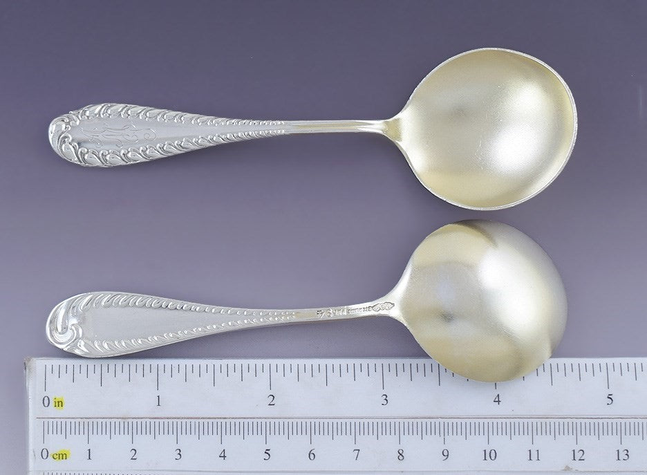 Fine set 6 Shiebler Sterling Silver Victoria Bouillon Round Bowl Soup Spoons