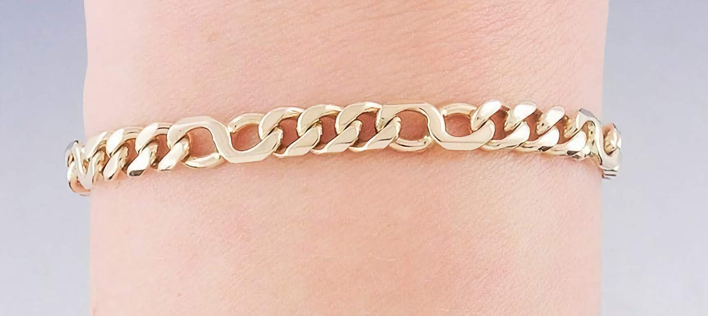 Elegant Italian 14k Yellow Gold Curb Link Bracelet