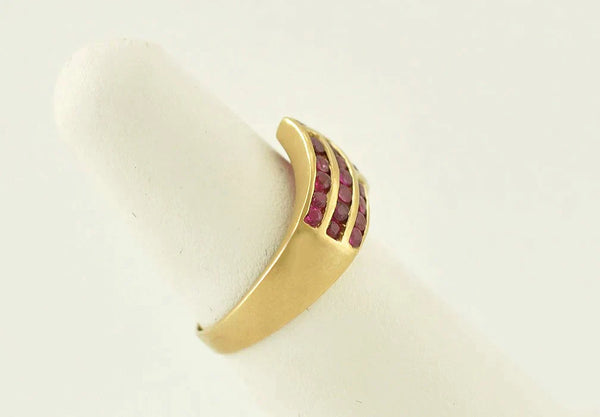 Beautiful 14K Yellow Gold 1 Ct Genuine Ruby Ring Size 6.25