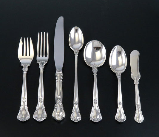 Fine Gorham Sterling Silver 70pc Chantilly Flatware Set Serves 8