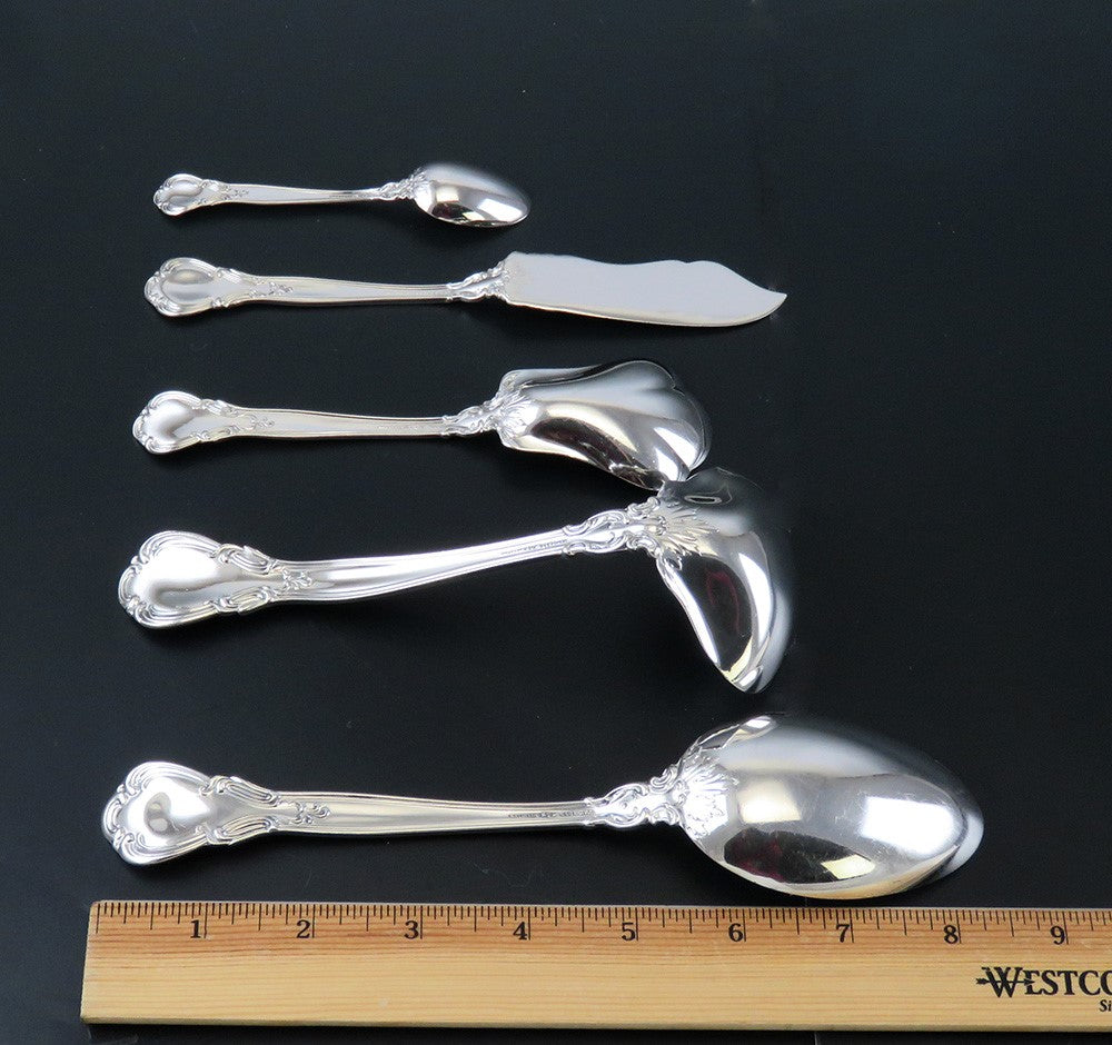 Fine Gorham Sterling Silver 70pc Chantilly Flatware Set Serves 8