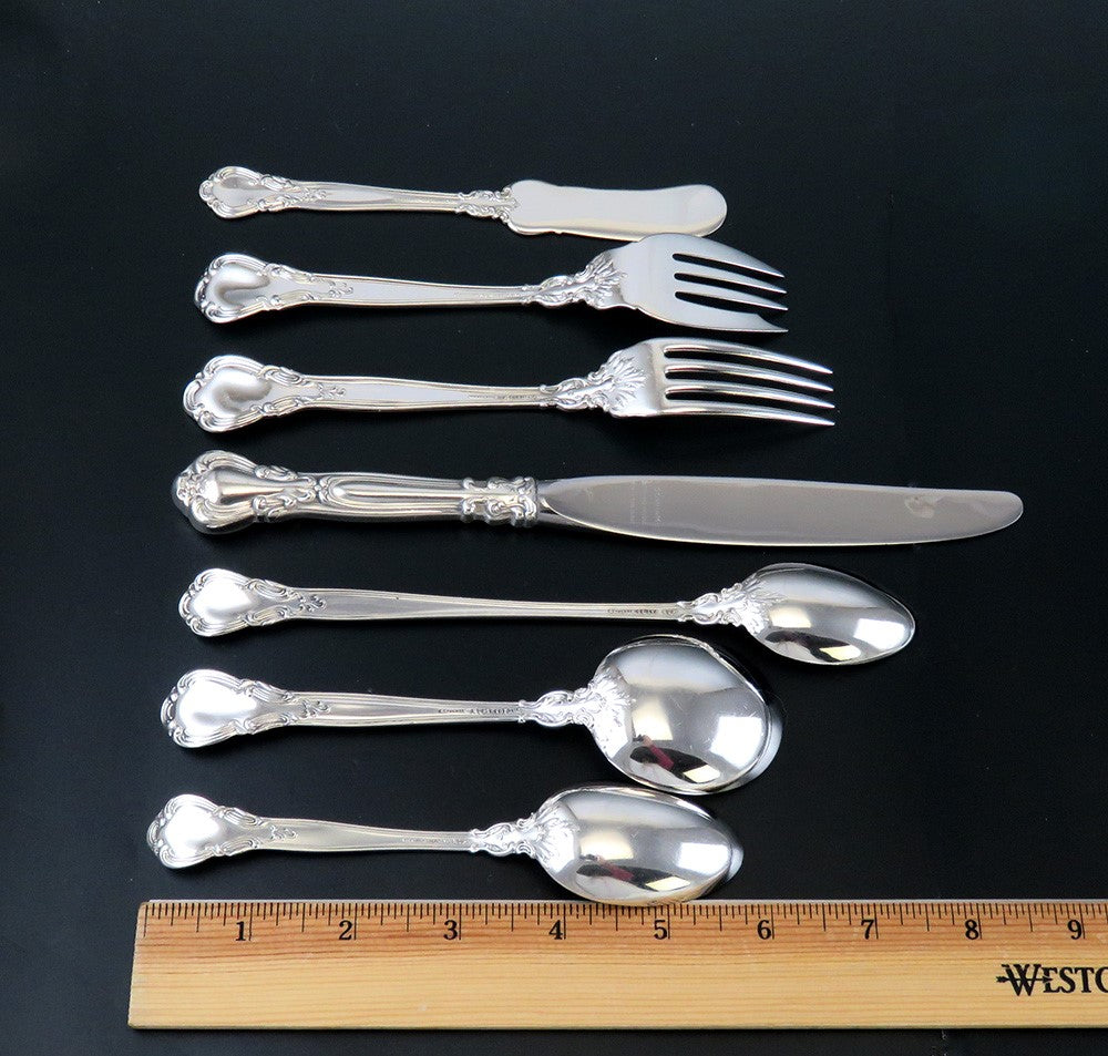 Fine Gorham Sterling Silver 70pc Chantilly Flatware Set Serves 8