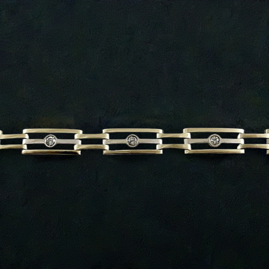 Nice Modern 14K Gold & Brilliant Diamond Bracelet