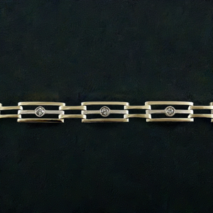 Nice Modern 14K Gold & Brilliant Diamond Bracelet