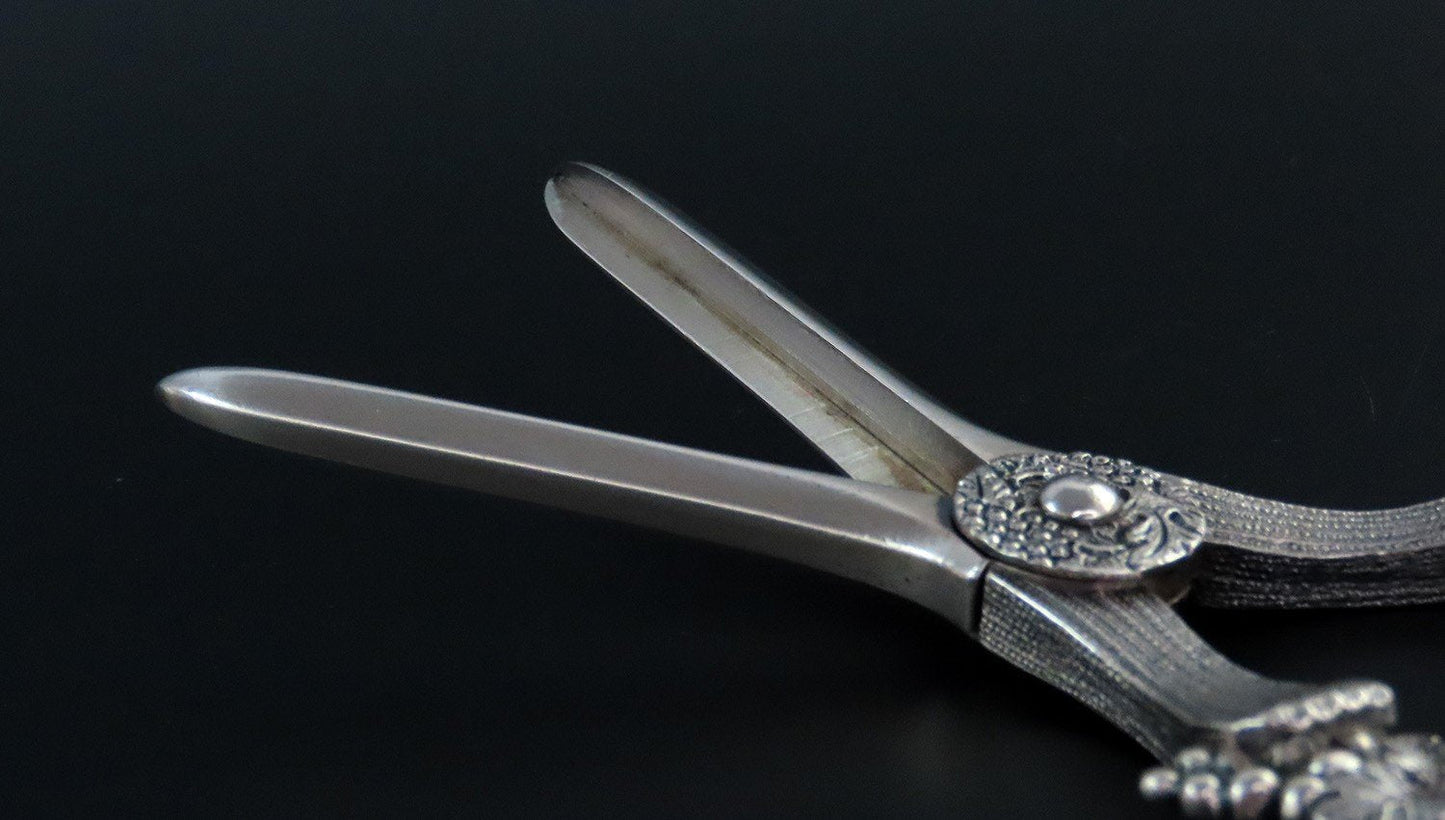 Great c 1845 Sterling Silver Grape Scissors High Relief Leaves 7 1/4"