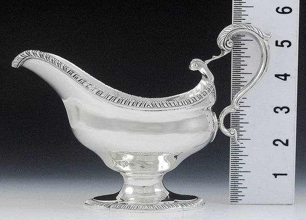 Heavy Antique 1934 English Sterling Silver Georgian Style Gravy/Sauce Boat