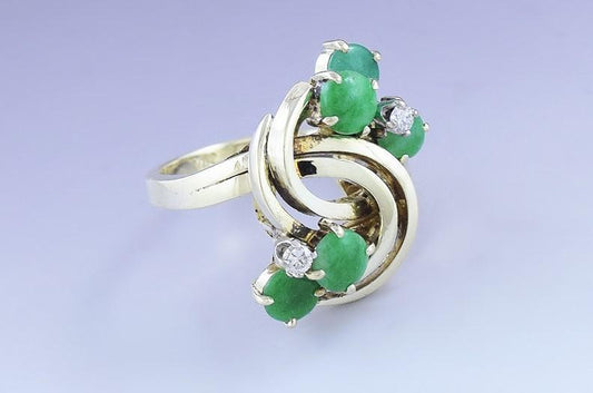 Charming 14k Yellow Gold Jade & Diamond Ring