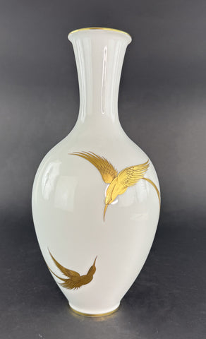 Beautiful Heinrich H Co Selb Bavaria Hand Painted Gold Gilt Birds Vase