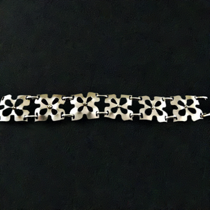 Elegant Vintage Sterling Silver Floral Panel Openwork Bracelet