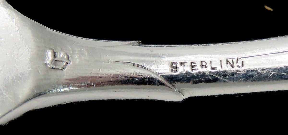 Gorgeous Durgin New Art Sterling Silver Salad Serving Spoon No Mono 9 3/4 in
