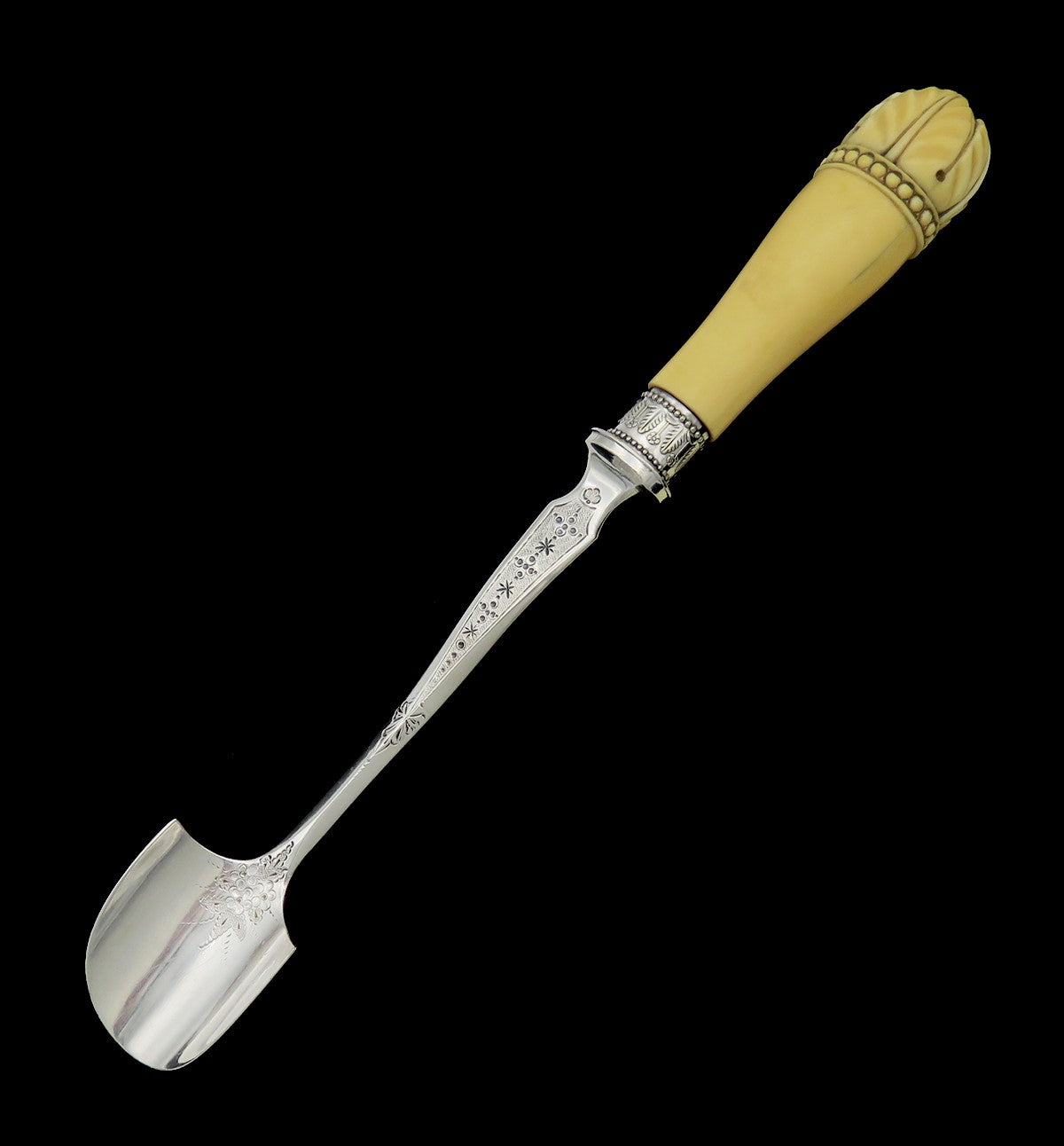 Beautiful Victorian English Silver Plate Engraved Stilton Cheese Scoop