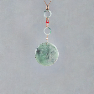 Beautiful 14k Gold & Carved Jadeite Jade Disk Necklace