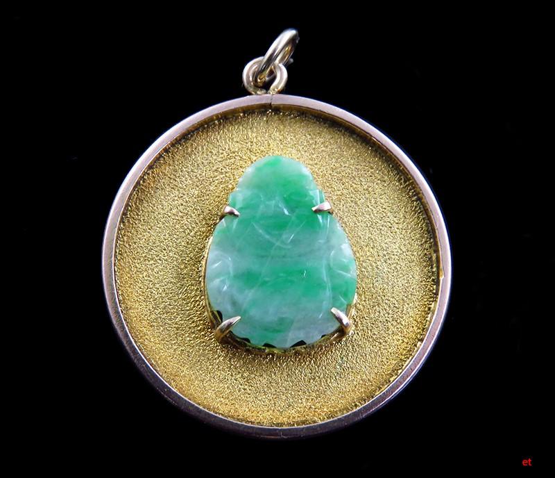 Vintage 1920s 14K Gold & Carved Jadeite Buddha Circle Pendant