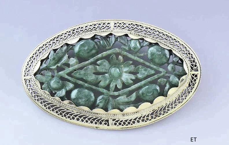 Lovely 14k Gold Filigree Hand Carved Jadeite Spinach Jade Floral Pin / Brooch