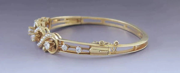 Dazzling 14k Gold ~1.10ct Diamond & Pearl Bangle Bracelet