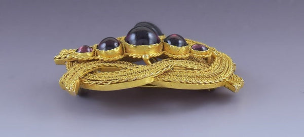 19th Century Victorian 14K Yellow Gold Garnet Knot Brooch/Pin