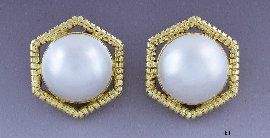 Gorgeous Pair 18k Gold & Mabe Pearl Earrings