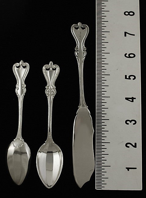 9 Towle Old Colonial Sterling Silver Teaspoons & Butter Knife