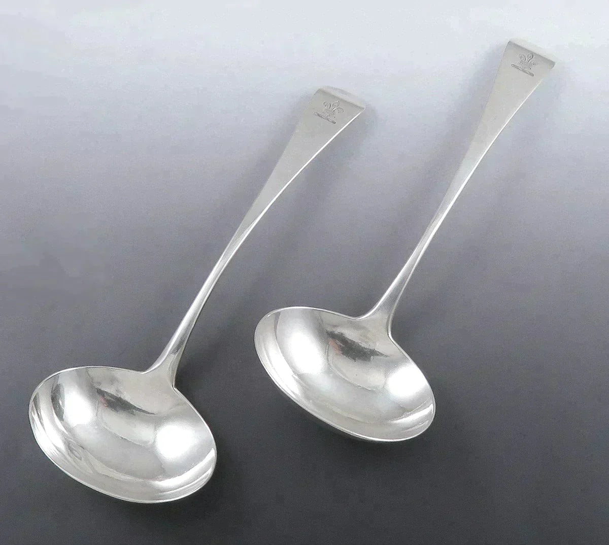 Pair English Georgian 1810 Sterling Silver Fleur de Lis Gravy/Sauce Ladles