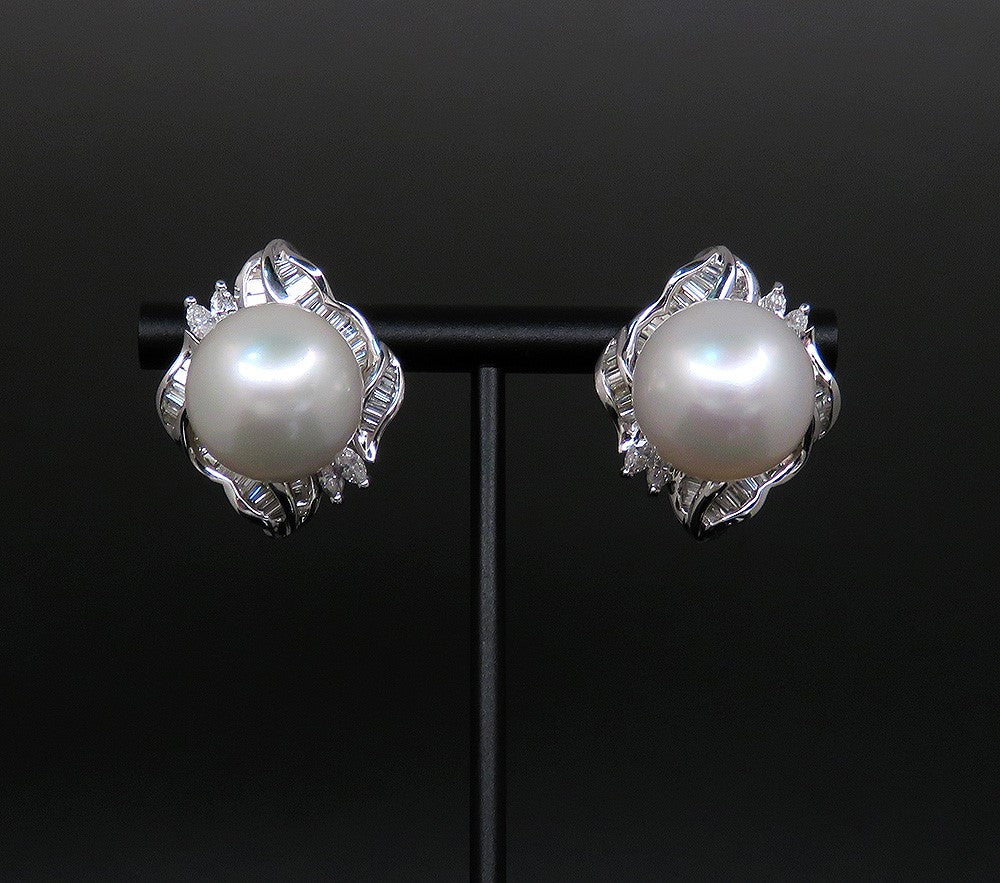 High End Designer 18K White Gold 14.5mm Pearl Diamond Gemstone Earrings