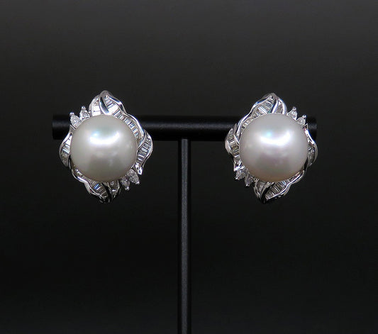 High End Designer 18K White Gold 14.5mm Pearl Diamond Gemstone Earrings