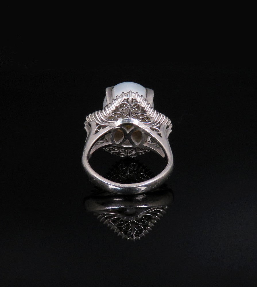 Gorgeous Platinum 12mm Pearl Natural Diamond Statement Cocktail Ring