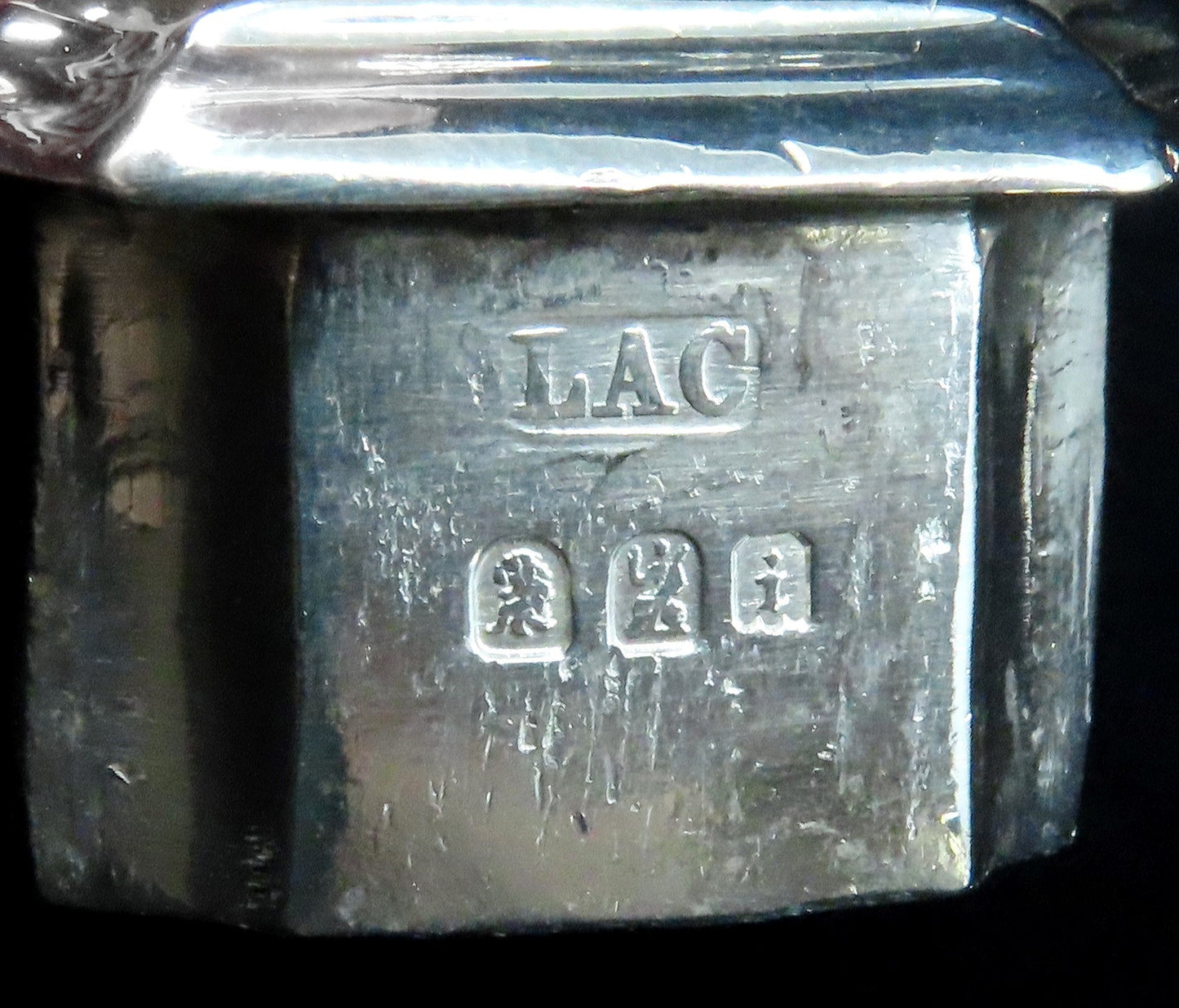 Impressive Pair English Britannia 958 Silver Queen Anne Style Shakers Casters