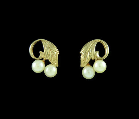 Vintage 1960s Japanese 10K Yellow Gold Pearl Leaf Berry Stud Earrings