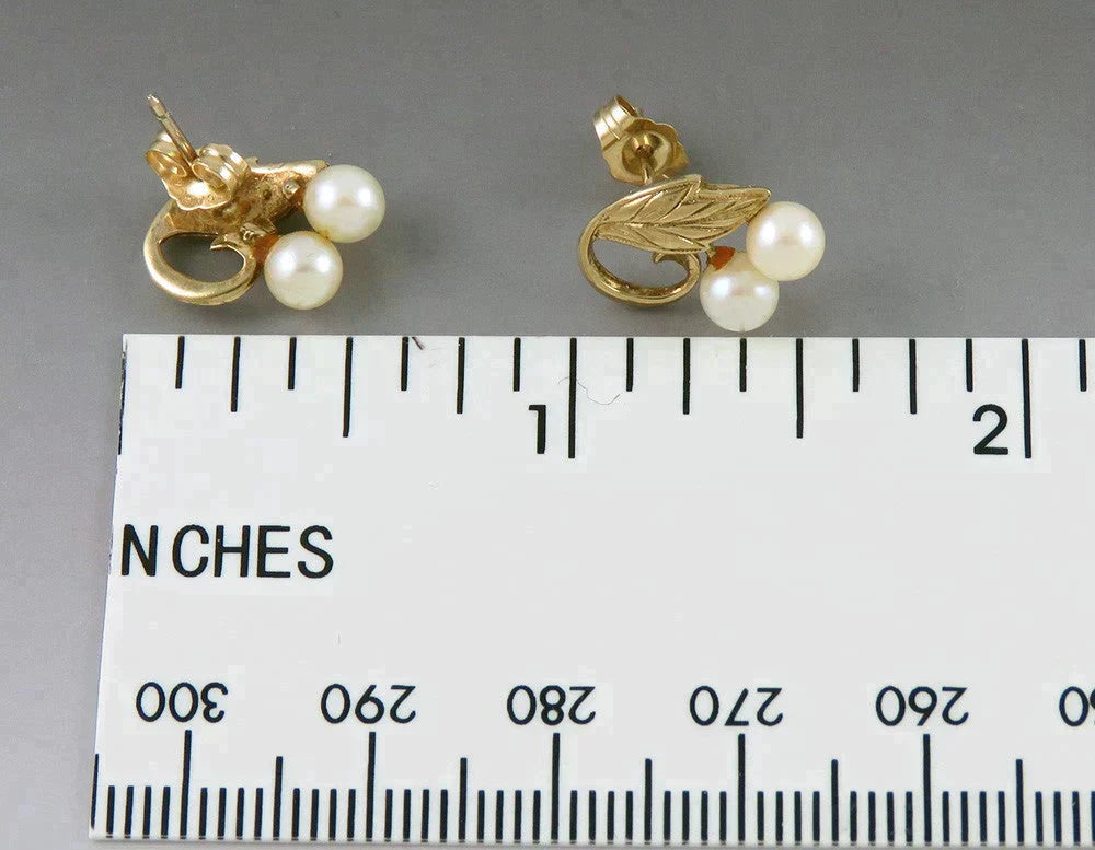 Vintage 1960s Japanese 10K Yellow Gold Pearl Leaf Berry Stud Earrings