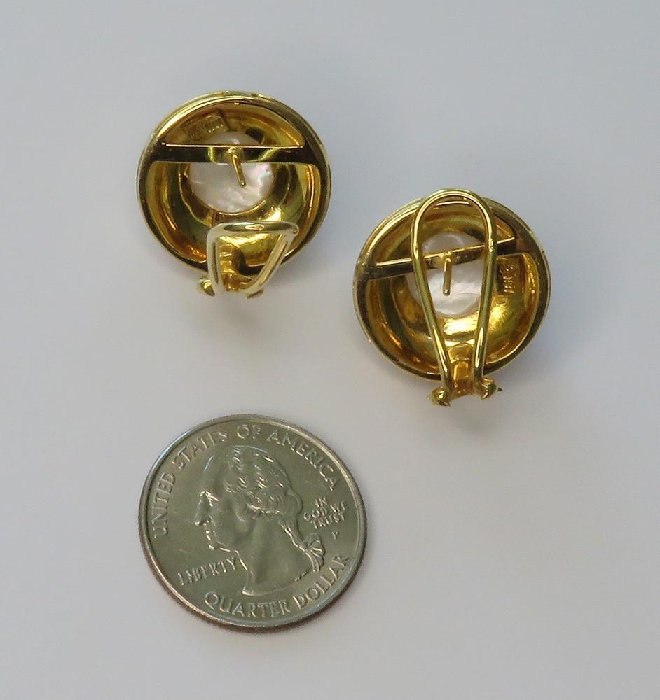 Stunning Paula Crevoshay 18k Yellow Gold Pink Mabe Pearl Dome Earrings