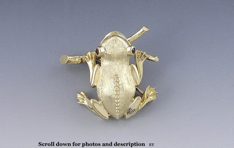 Adorable 14k Gold Tree Frog w/ Ruby Eyes on Branch Pin Or Small Brooch