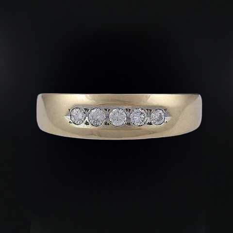 14K Yellow Gold & Brilliant Diamond Ring Band Size 9