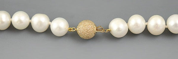 Elegant Freshwater Pearl Necklace 14k Gold Clasp 10mm Almost Round 30" Long