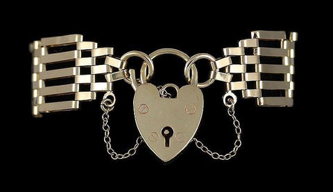 Fabulous English 9K Yellow Gold Heart Lock Openwork Link Bracelet