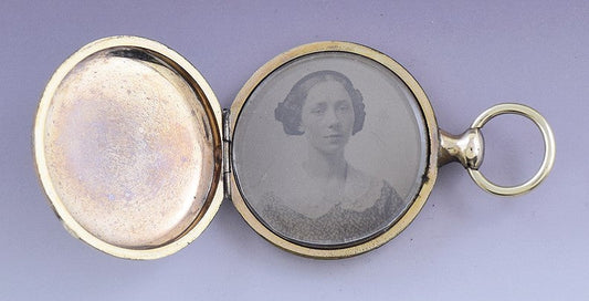 American Victorian 10K Gold Locket Pocket or Fob Watch Form w Tintype Photo