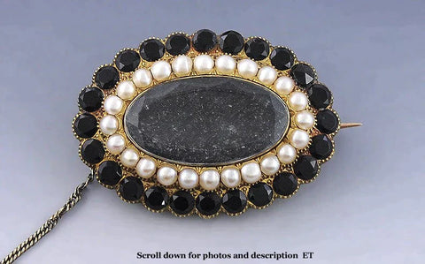 Lovely Victorian 18k Gold Pearl Onyx Hair Mourning Pin/Brooch