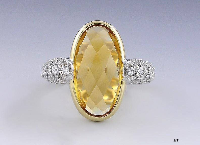 Eye-Catching 18k Yellow Gold 6.6ct Citrine & .92ct Diamond Ring